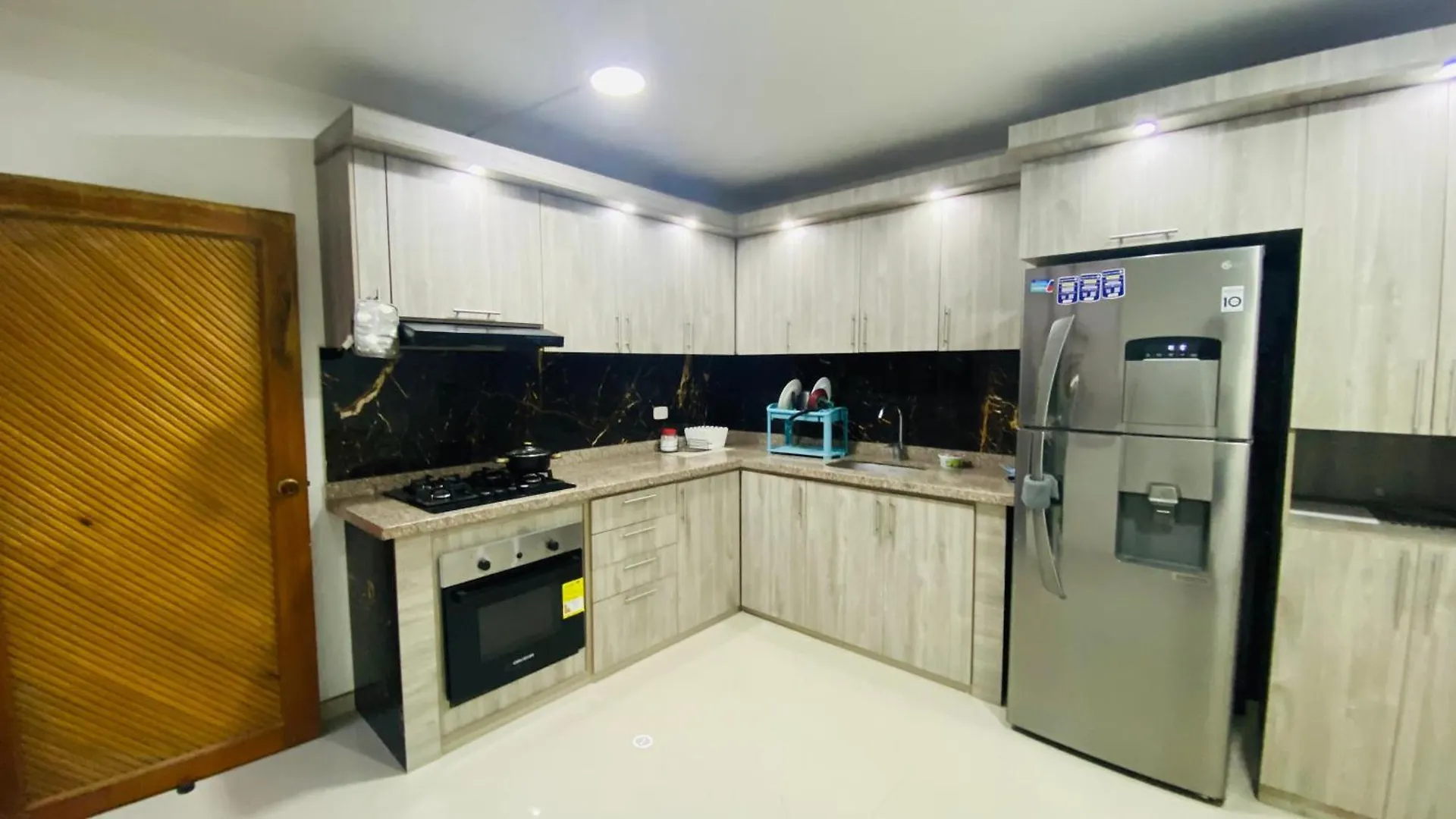 Casa Delia Rosa Hostal 圣玛尔塔 0*,  哥伦比亚